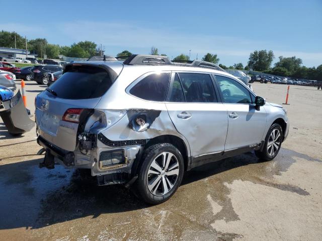  SUBARU OUTBACK 2018 Серебристый