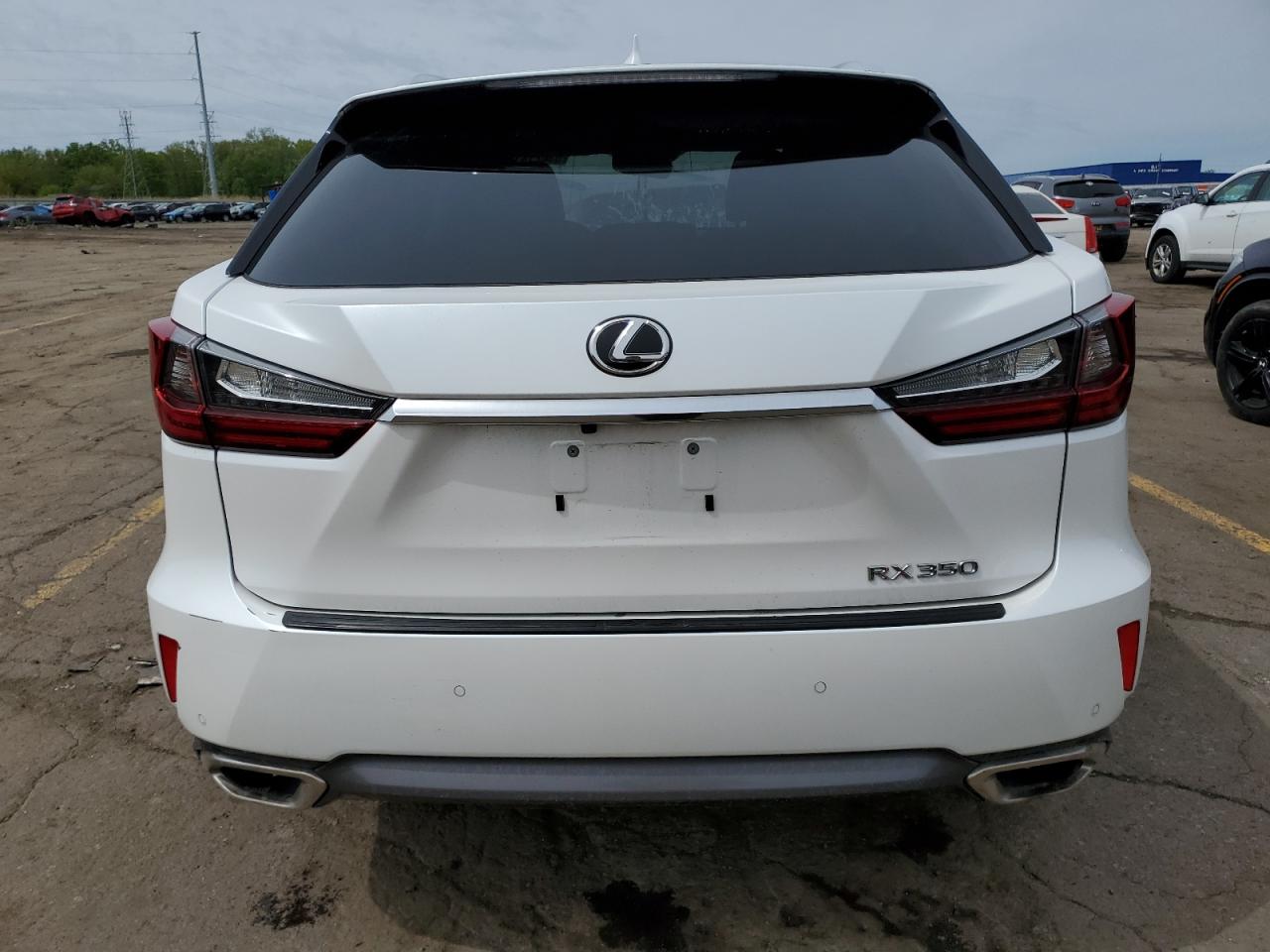 2T2BZMCA7JC151057 2018 Lexus Rx 350 Base