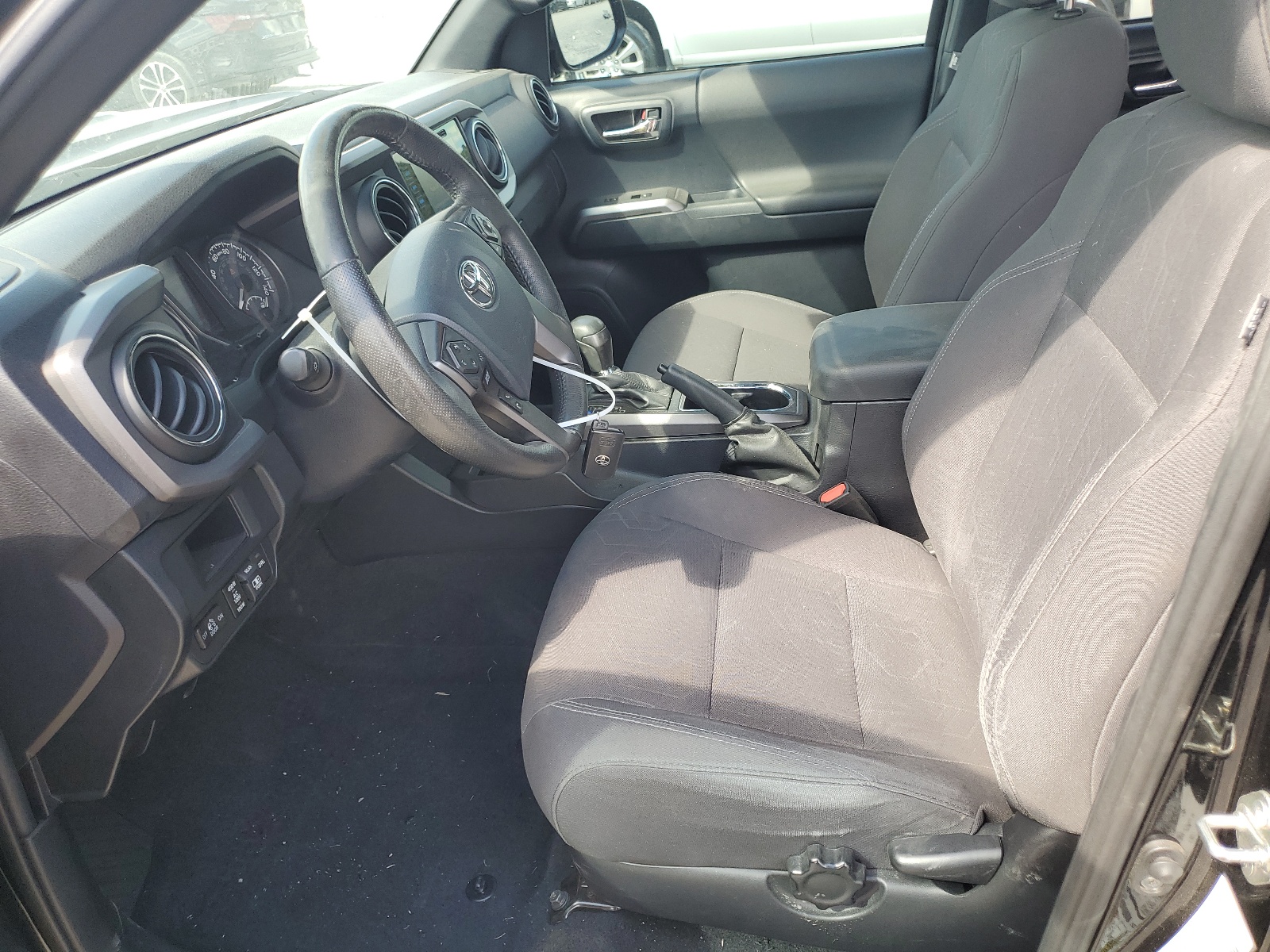 5TFDZ5BN1HX027918 2017 Toyota Tacoma Double Cab