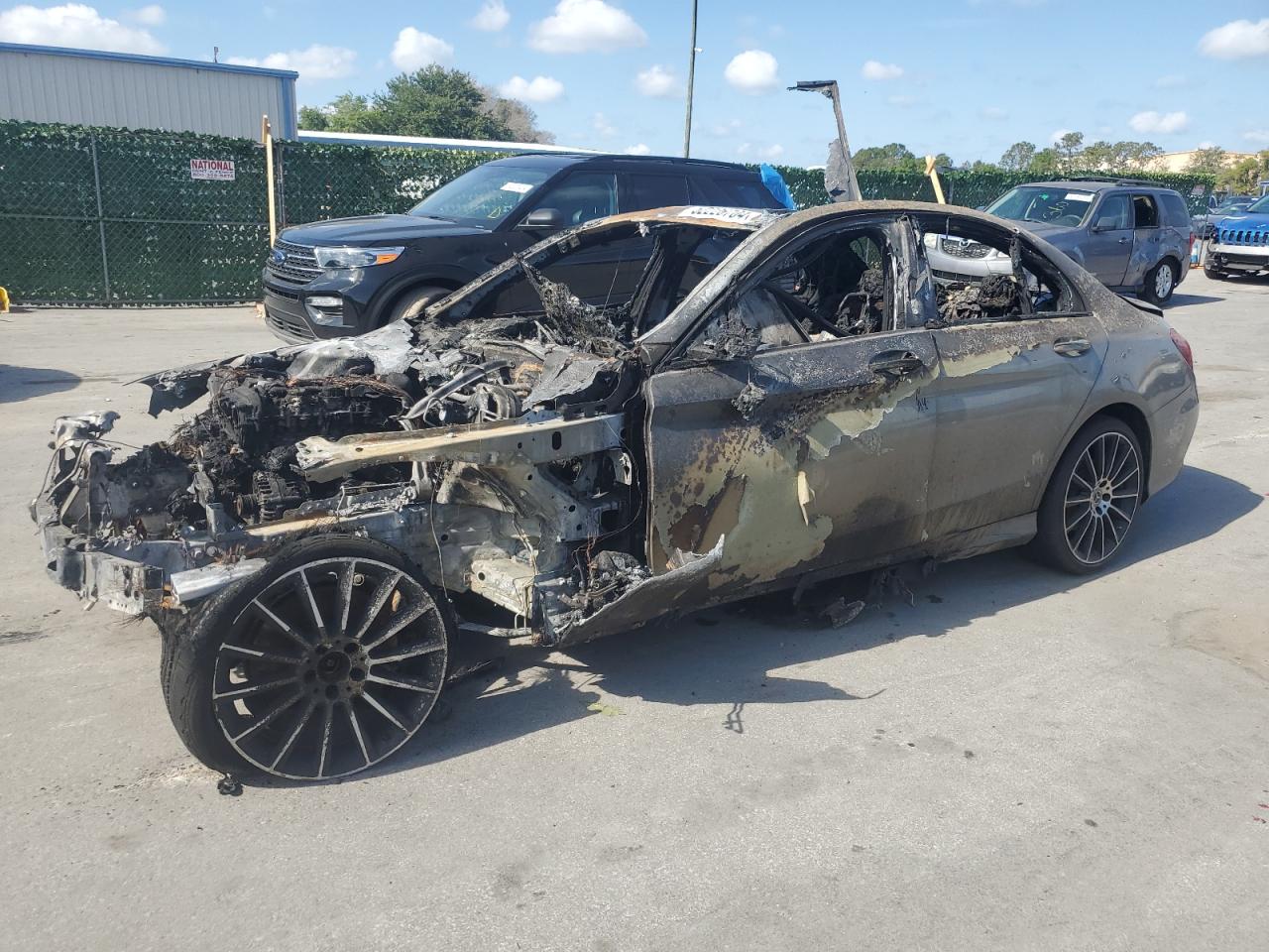 55SWF8EB4KU299397 2019 MERCEDES-BENZ C CLASS - Image 1