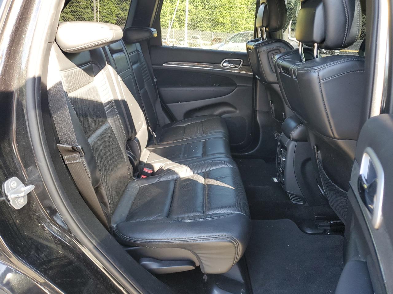 2015 Jeep Grand Cherokee Srt-8 VIN: 1C4RJFDJ4FC672872 Lot: 55558624