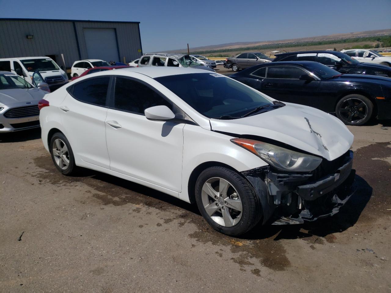 2013 Hyundai Elantra - Image 4
