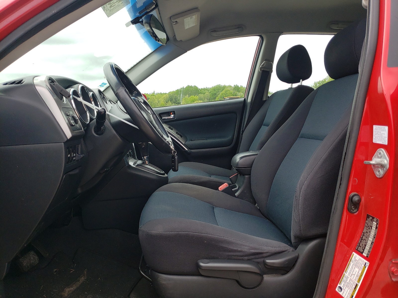 2T1LR32E45C365307 2005 Toyota Corolla Matrix Base