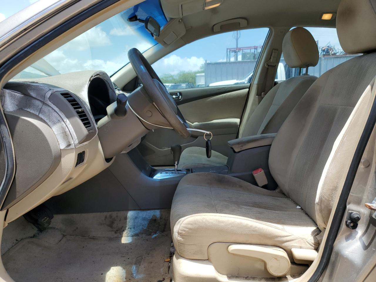 2011 Nissan Altima - Image 7