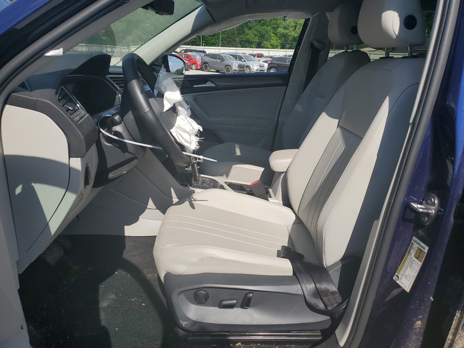 3VV2B7AX8PM074055 2023 Volkswagen Tiguan Se