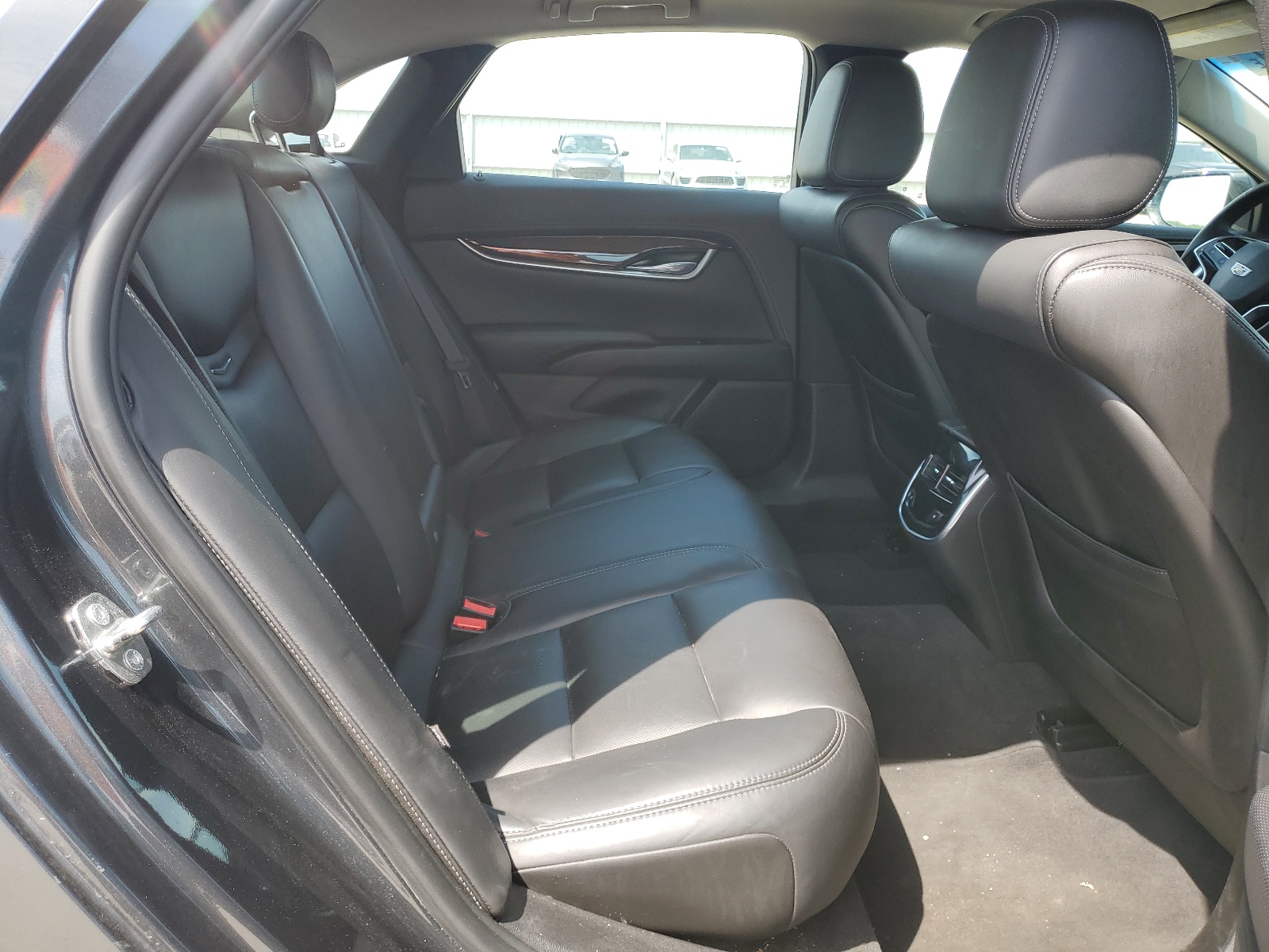 2G61M5S34H9156821 2017 Cadillac Xts Luxury