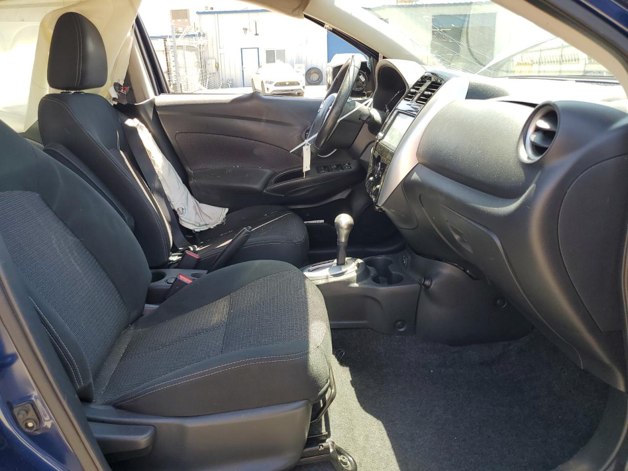 2018 Nissan Versa - Image 7