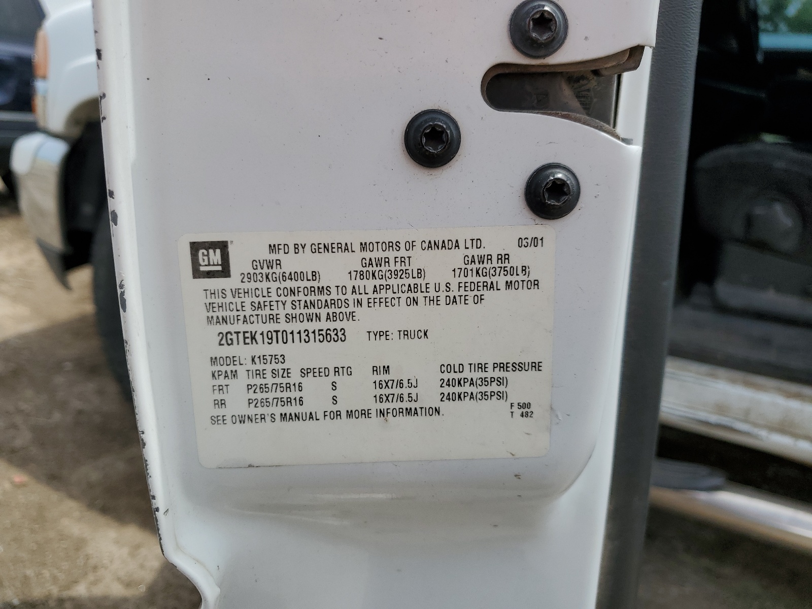 2GTEK19T011315633 2001 GMC New Sierra K1500