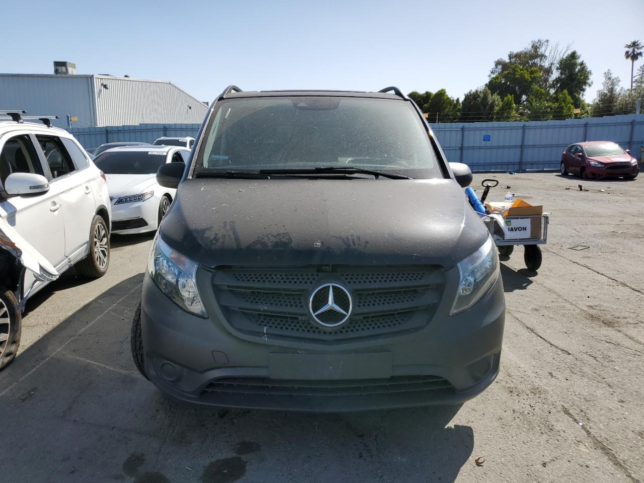 VIN WD4PG2EE5J3364608 2018 MERCEDES-BENZ METRIS no.5