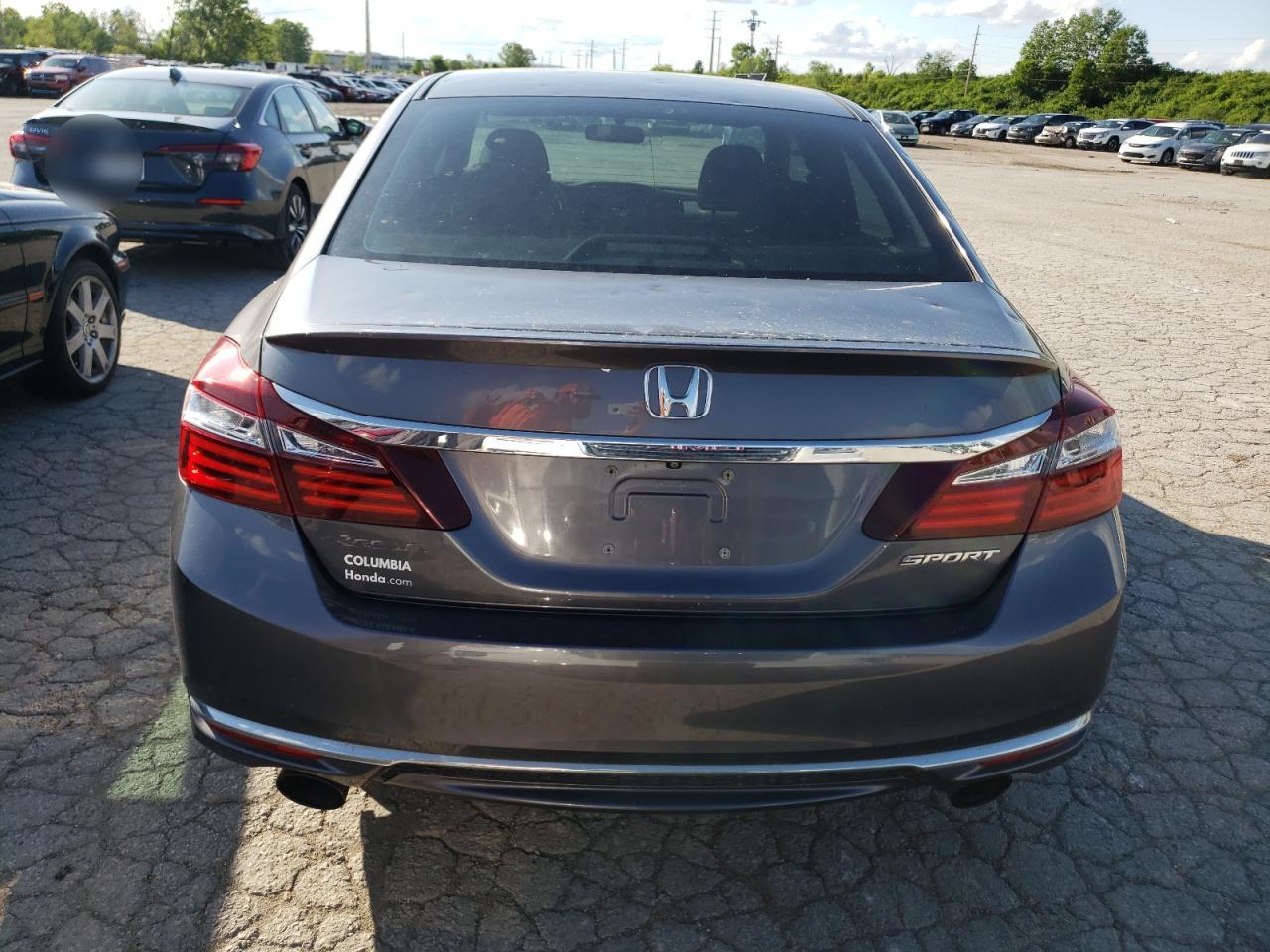 1HGCR2F5XHA061784 2017 Honda Accord Sport