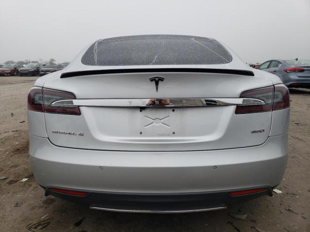 Хэтчбеки TESLA MODEL S 2015 Серебристый