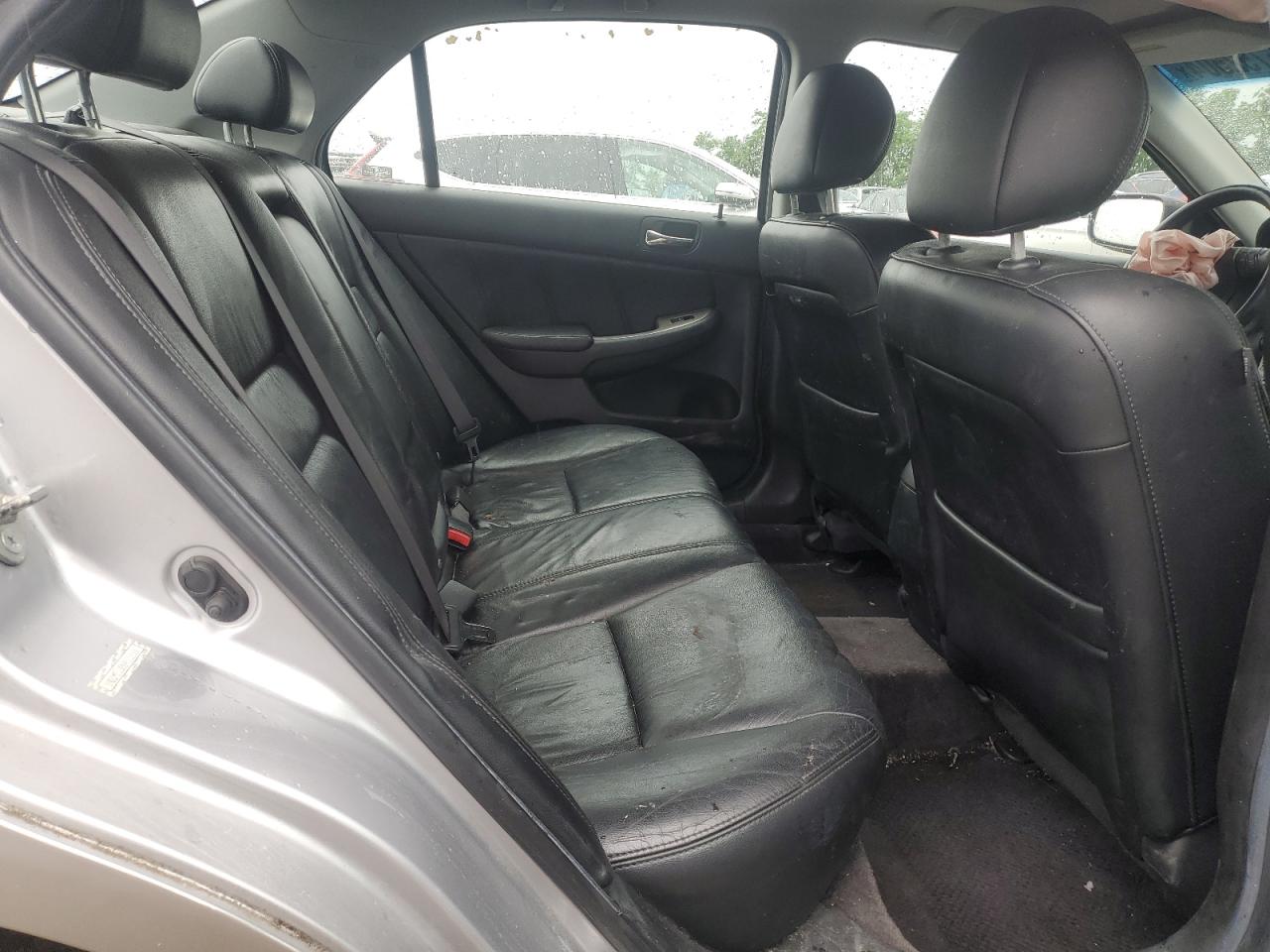 2006 Honda Accord Ex VIN: 1HGCM55826A121811 Lot: 56752504