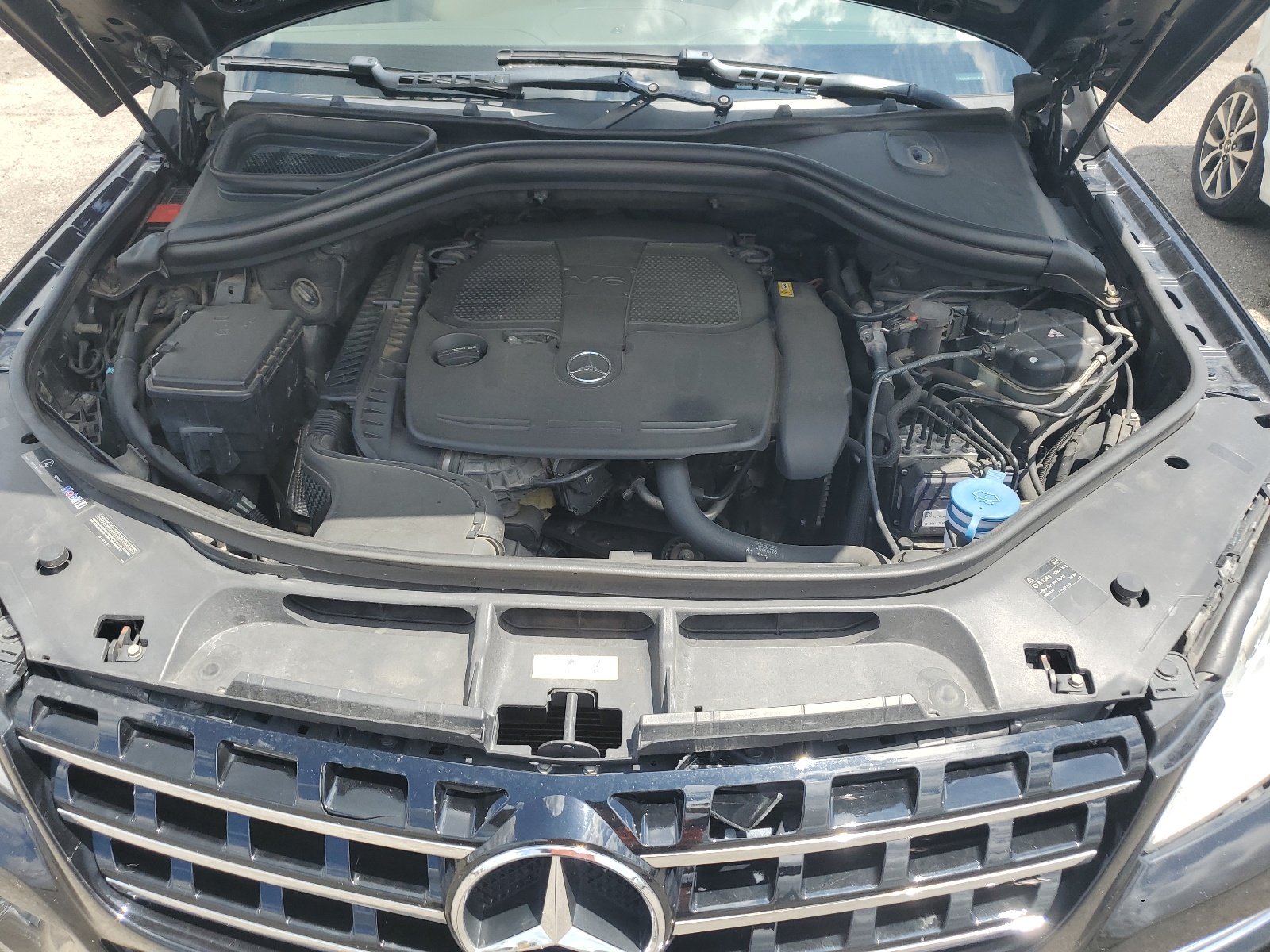 4JGDA5HB2CA037577 2012 Mercedes-Benz Ml 350 4Matic