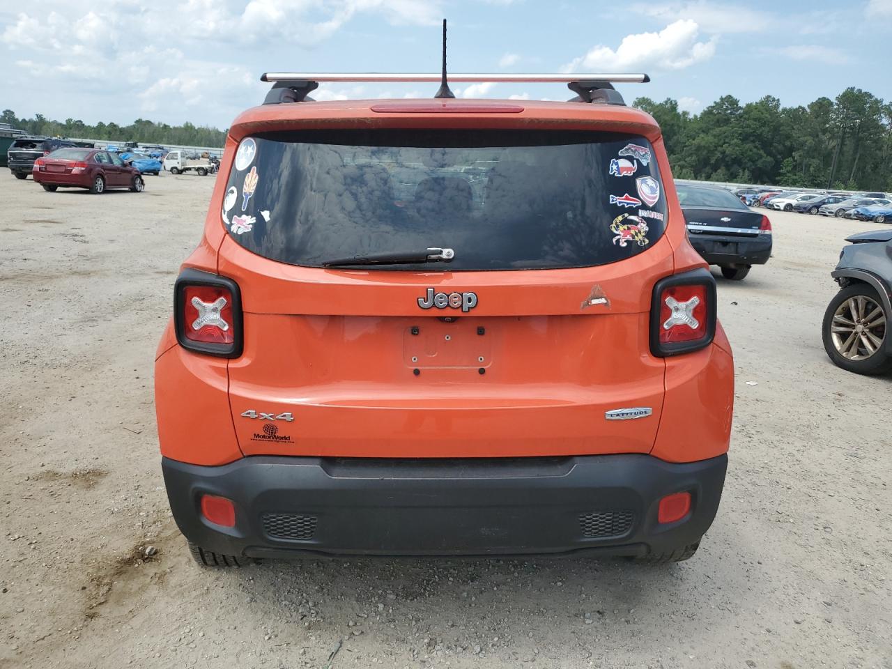 2015 Jeep Renegade Latitude VIN: ZACCJBBT8FPC15044 Lot: 52498194