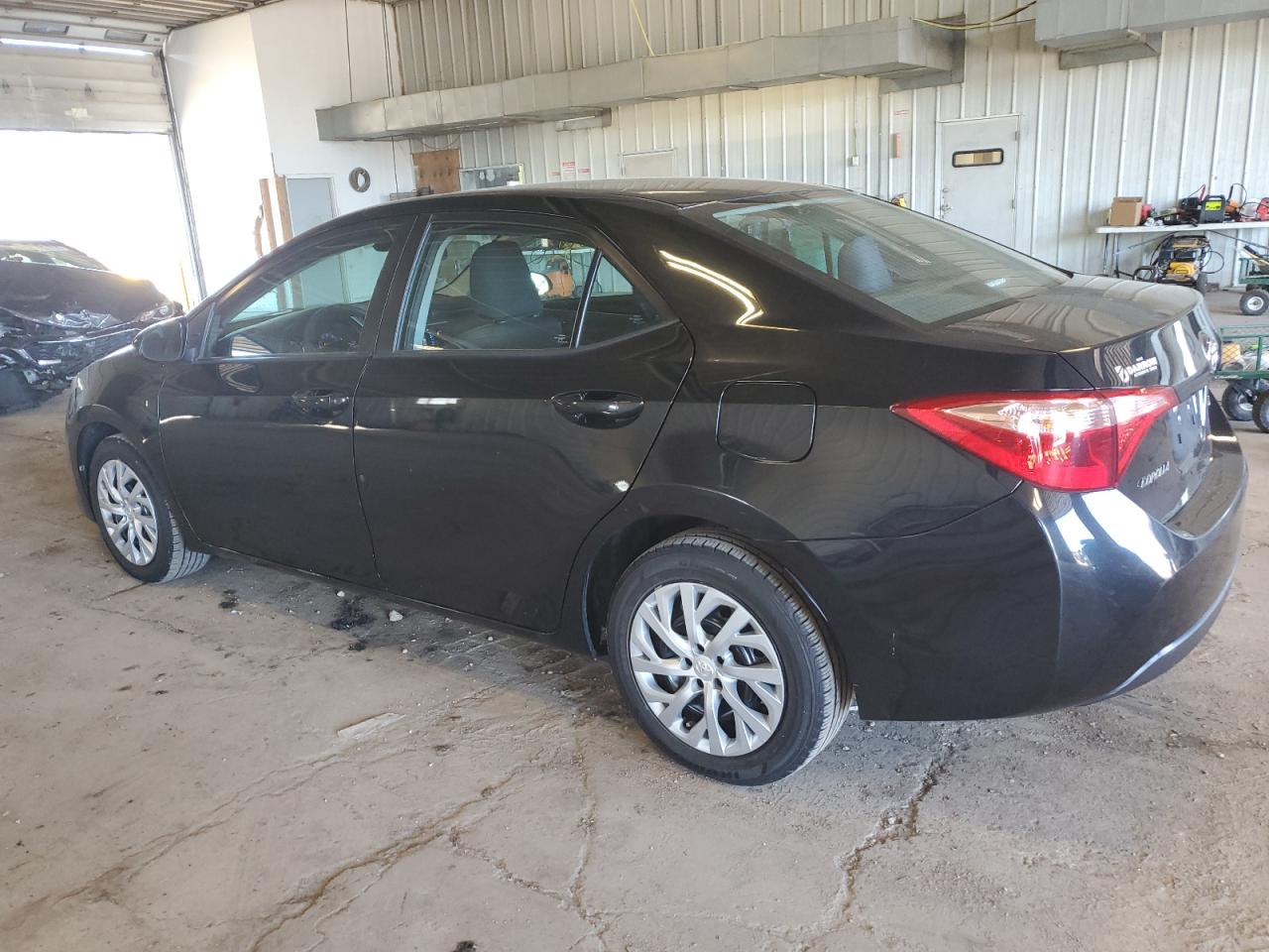 2019 Toyota Corolla Le VIN: 5YFBURHE1KP936445 Lot: 40907315