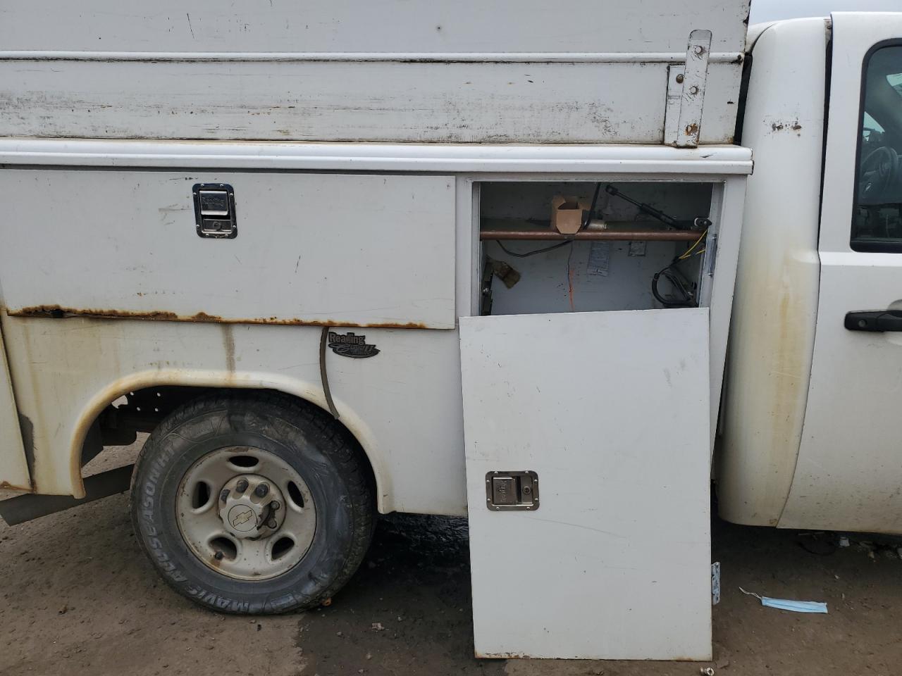 2008 Chevrolet Silverado C2500 Heavy Duty VIN: 1GBHC24K48E198327 Lot: 54019924