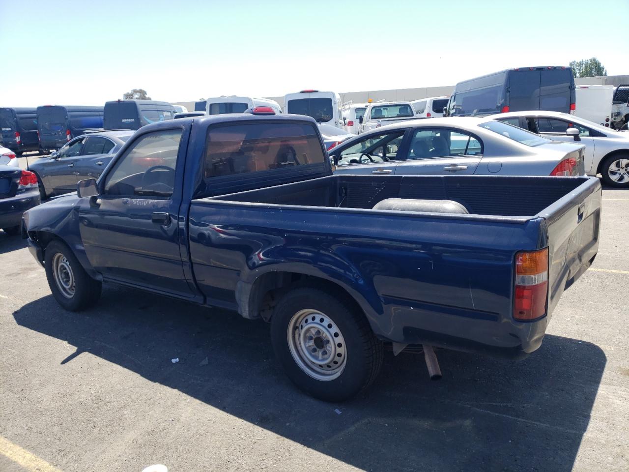 1994 Toyota Pickup 1/2 Ton Short Wheelbase Stb VIN: 4TARN81A5RZ260932 Lot: 56910564