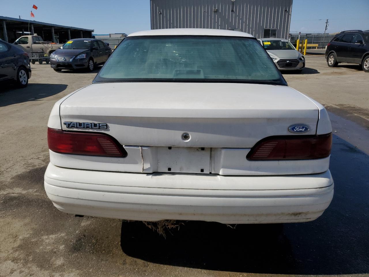 1994 Ford Taurus Gl VIN: 1FALP52U7RG261559 Lot: 55681304