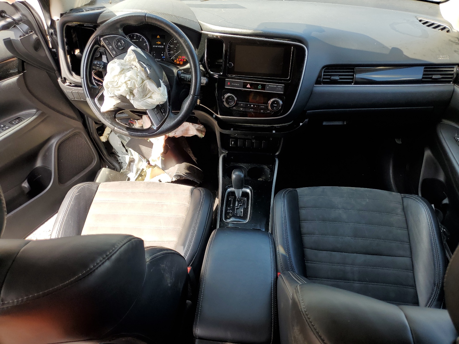 JA4AD3A33KZ005754 2019 Mitsubishi Outlander Se