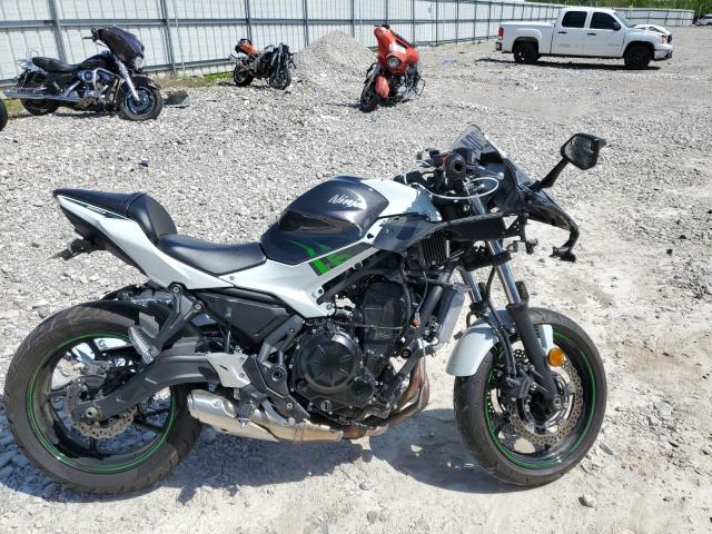 2022 Kawasaki Ex650 N