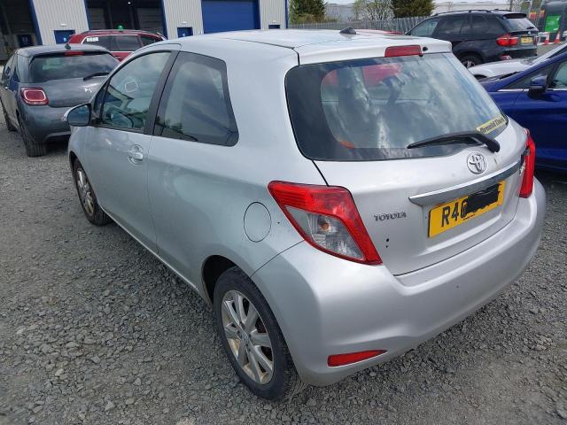 2012 TOYOTA YARIS TR V