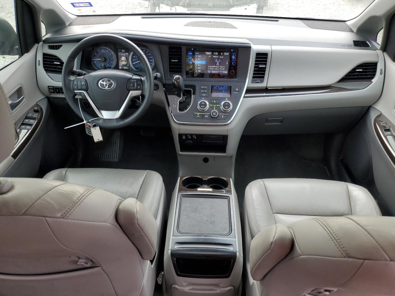 2016 Toyota Sienna Xle VIN: 5TDYK3DCXGS745378 Lot: 55953264