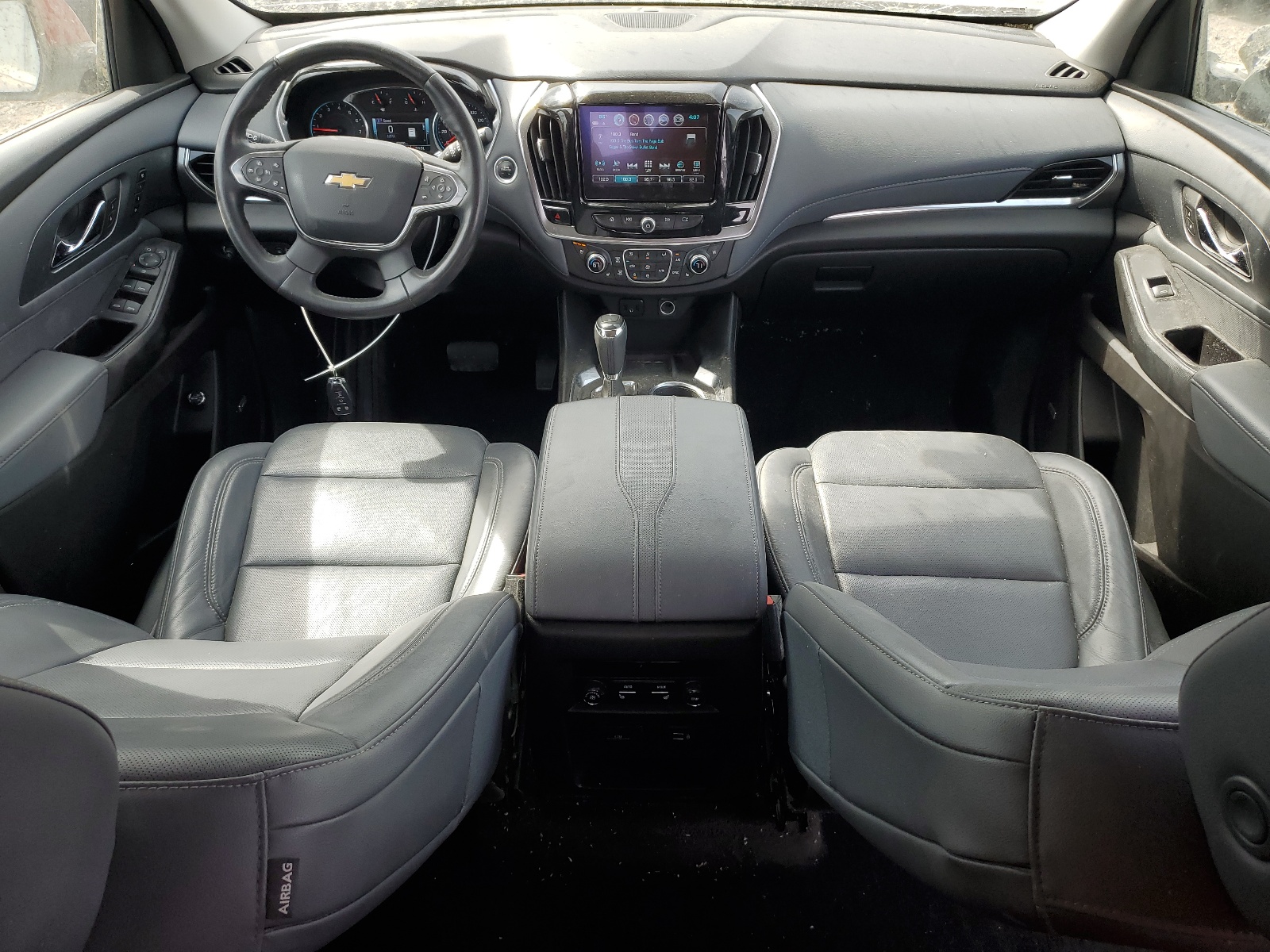 1GNEVKKW7KJ253678 2019 Chevrolet Traverse Premier