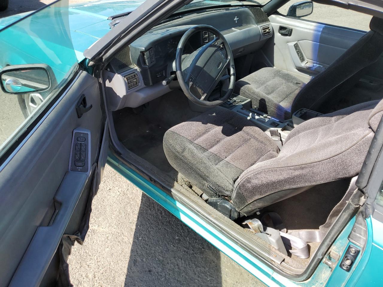 1993 Ford Mustang Lx VIN: 1FACP44M4PF169609 Lot: 55188194