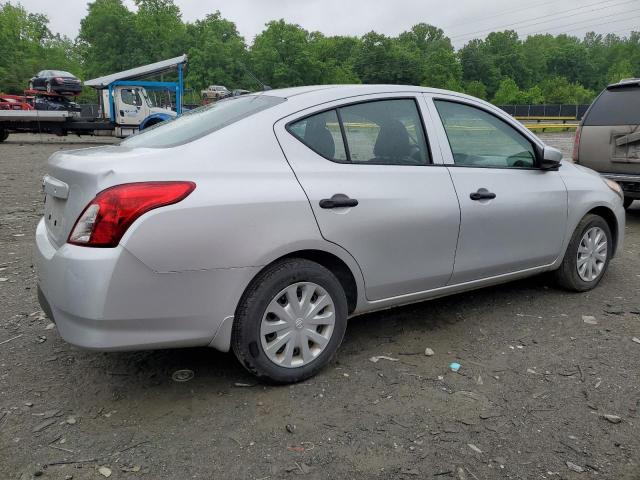 NISSAN VERSA 2019 Серебристый