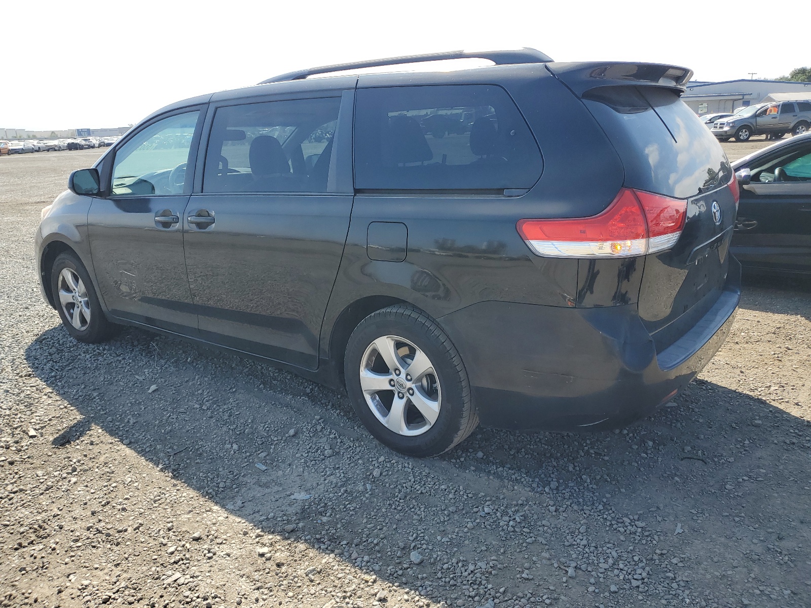 2014 Toyota Sienna Le vin: 5TDKK3DC5ES480601