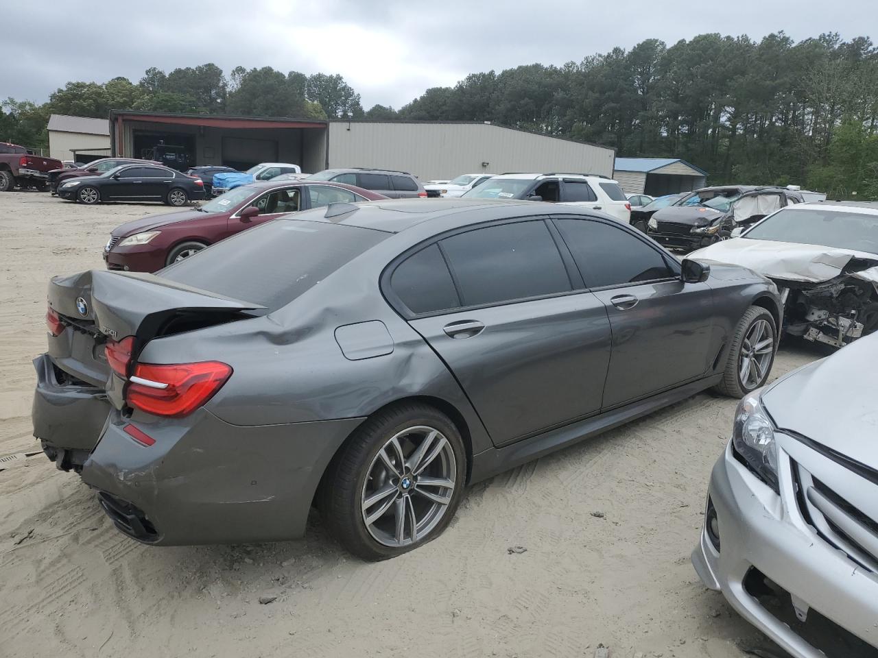 2019 BMW Alpina B7 VIN: WBA7F2C57KB239064 Lot: 52698554