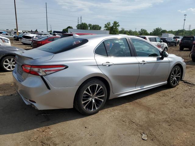  TOYOTA CAMRY 2019 Серебристый