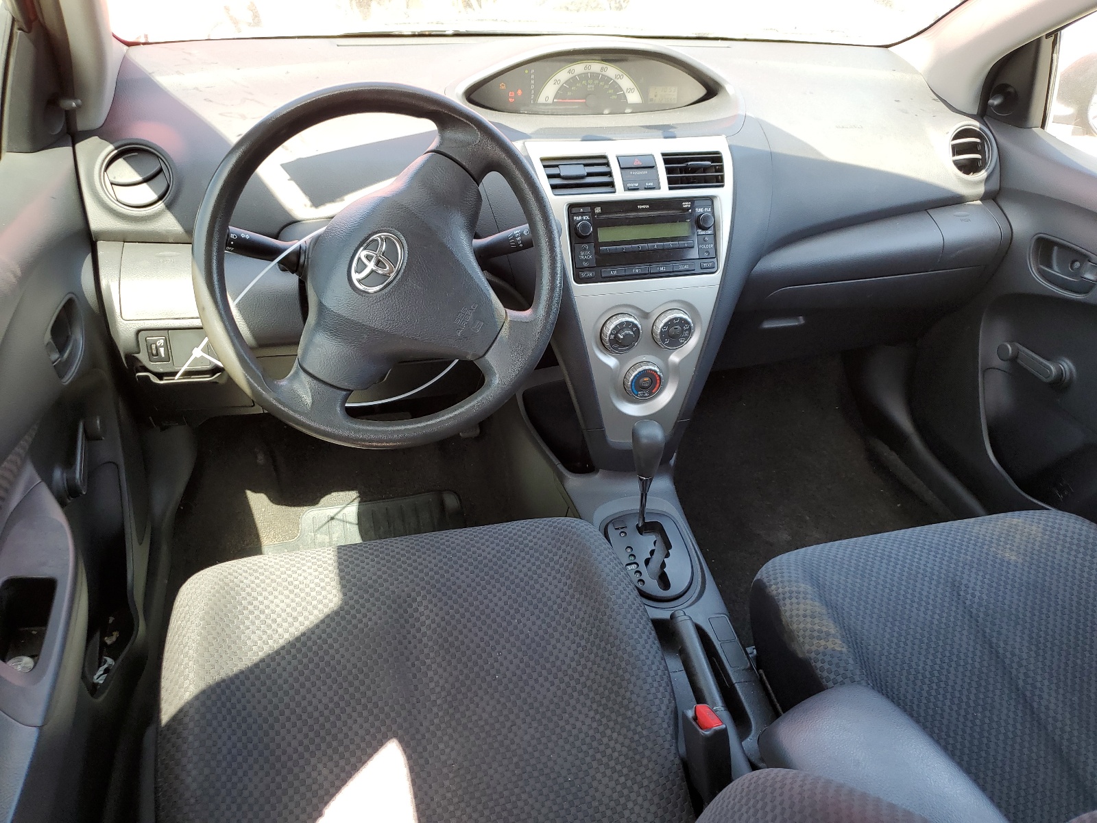 JTDBT923971077286 2007 Toyota Yaris