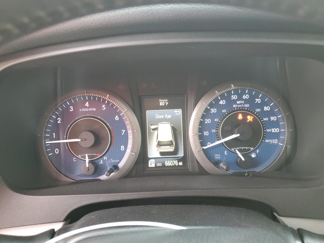 2016 Toyota Sienna Xle VIN: 5TDYK3DCXGS745378 Lot: 55953264