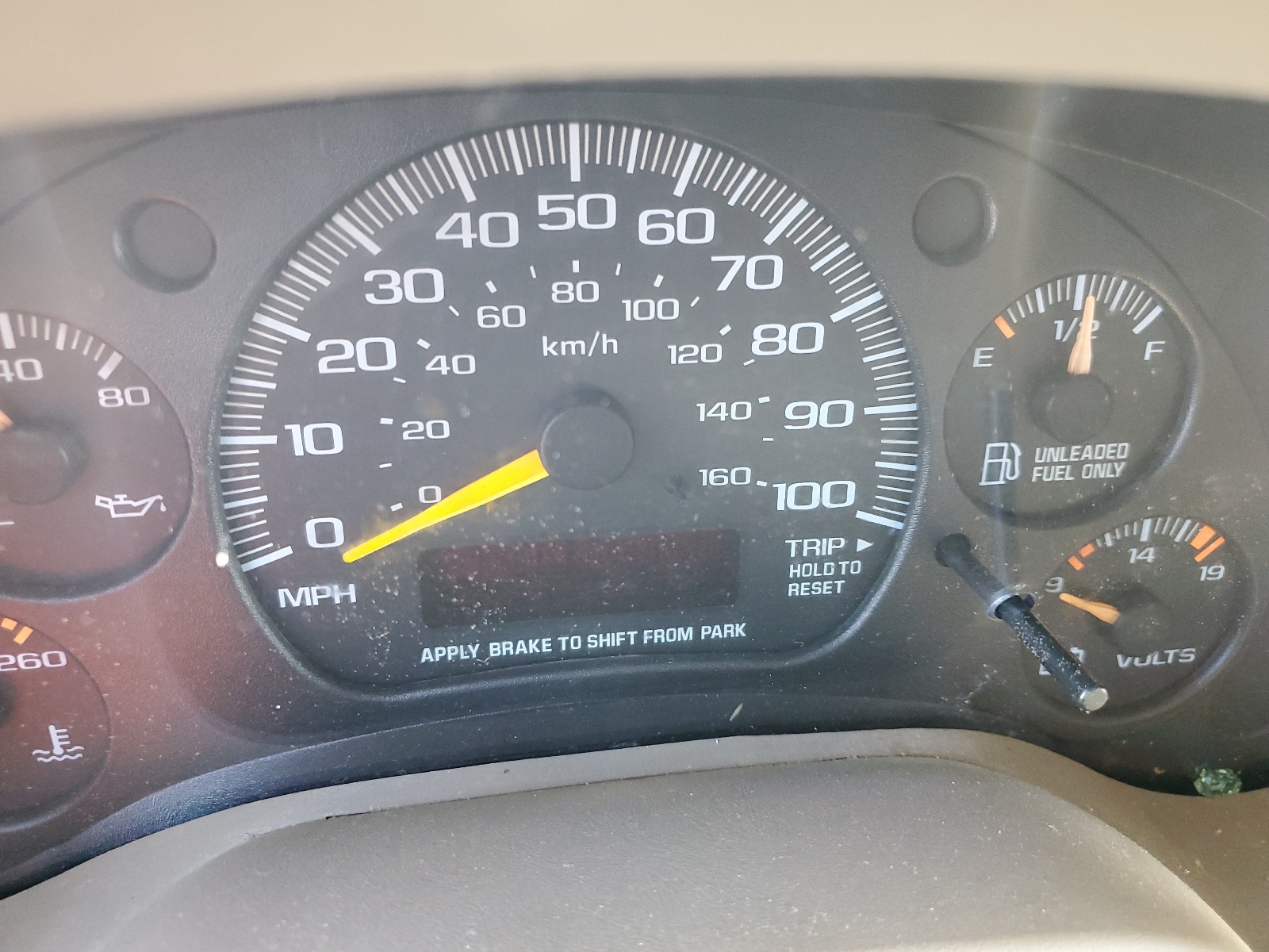 1GNDM19W8YB137441 2000 Chevrolet Astro