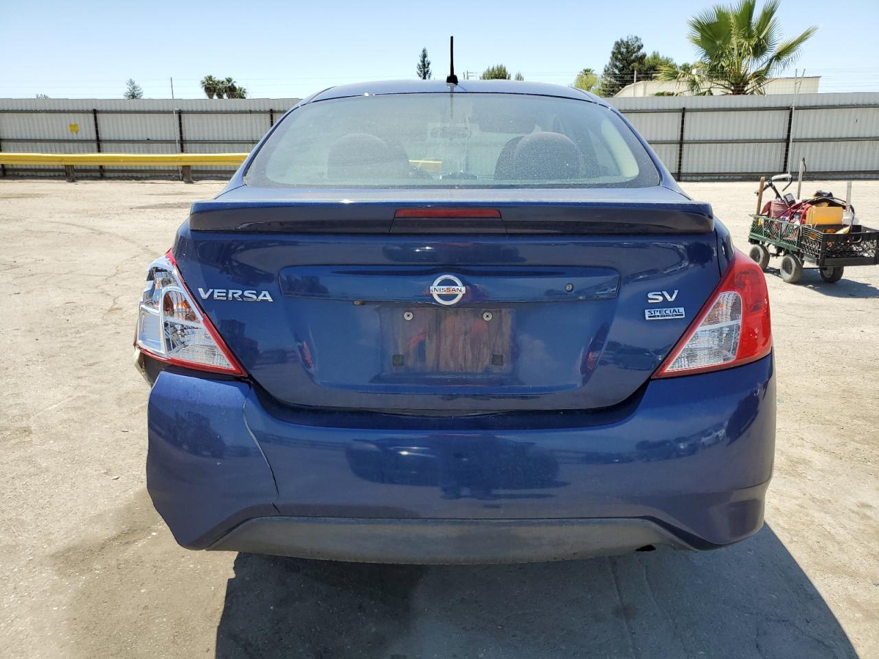 2018 Nissan Versa - Image 6