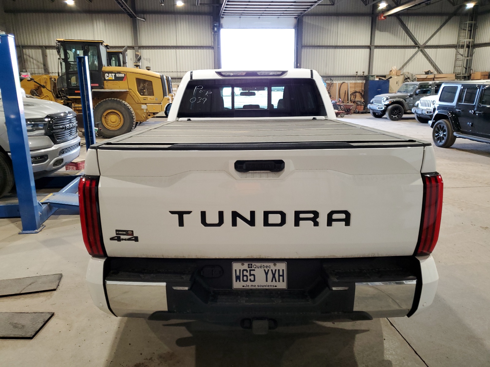 5TFLA5DAXNX046881 2022 Toyota Tundra Double Cab Sr