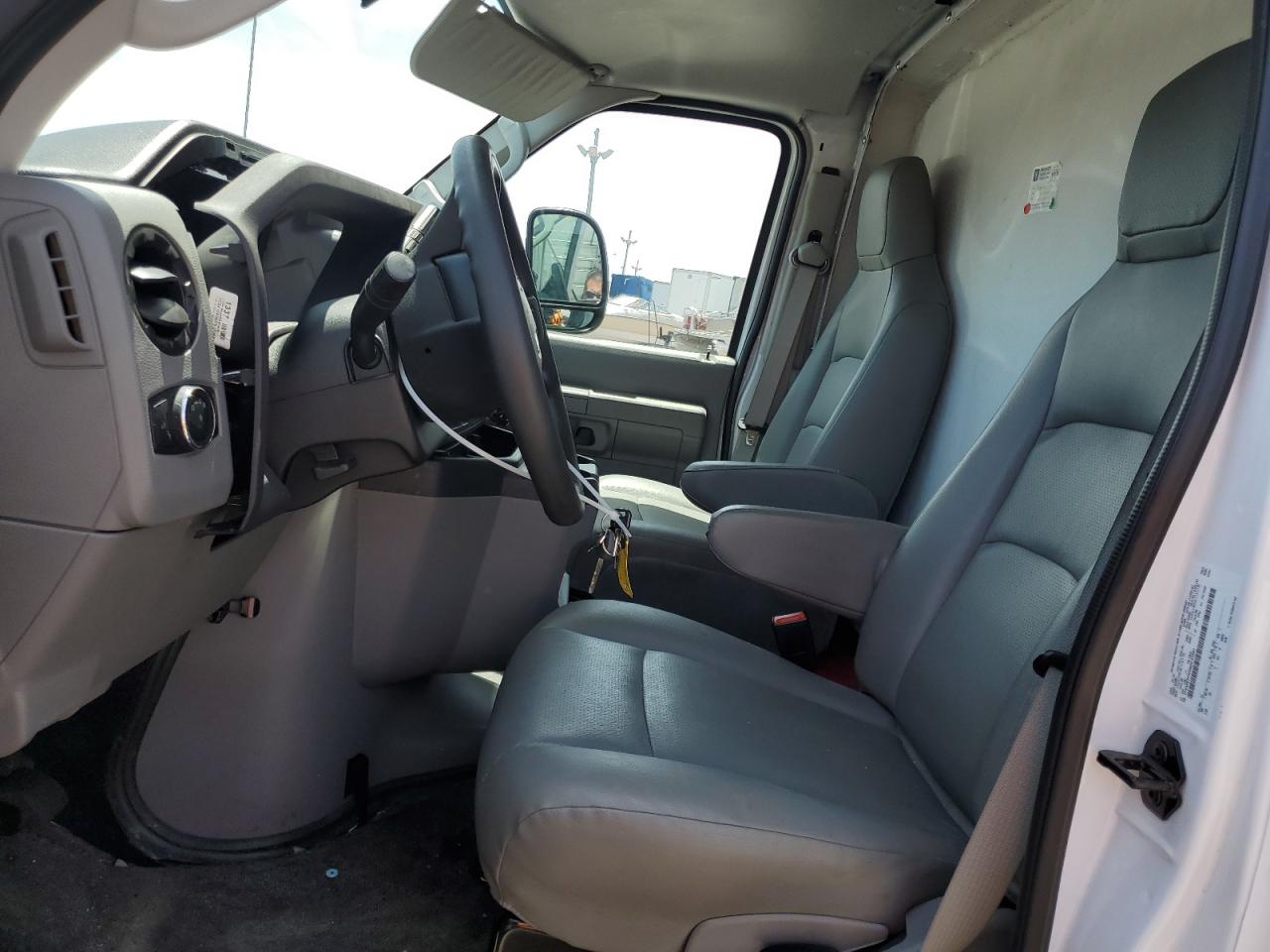 2022 Ford Econoline E350 Super Duty Cutaway Van VIN: 1FDWE3FK6NDC43507 Lot: 56633404