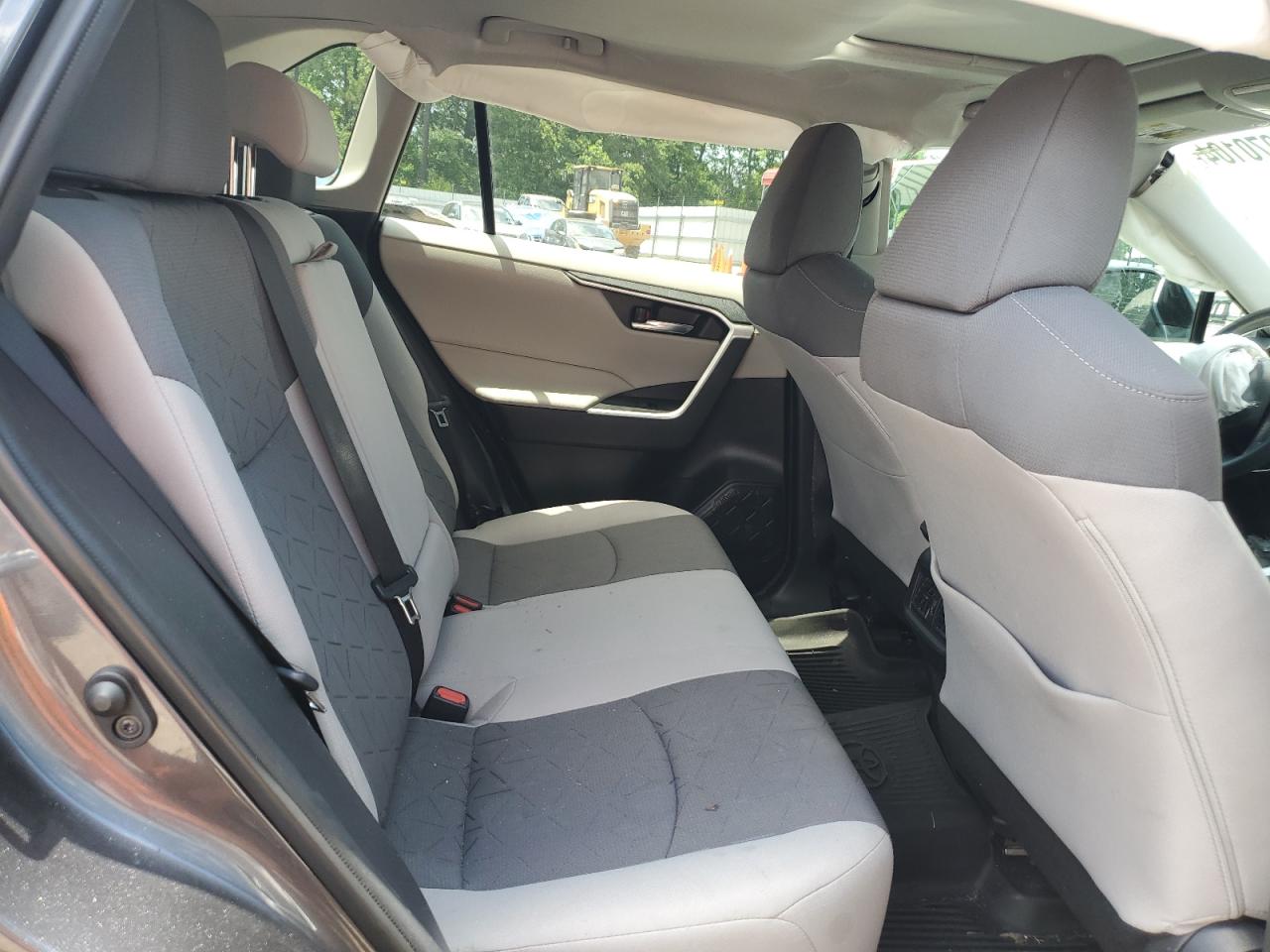 2021 Toyota Rav4 Xle VIN: 2T3W1RFV3MC123924 Lot: 56070104