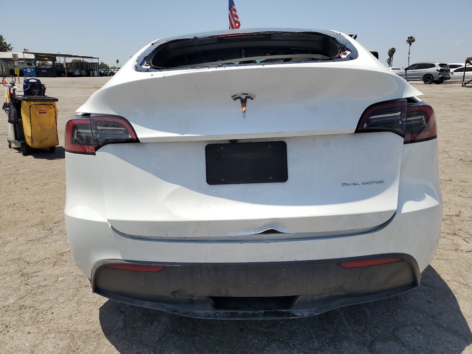 7SAYGAEE9PF844478 2023 Tesla Model Y