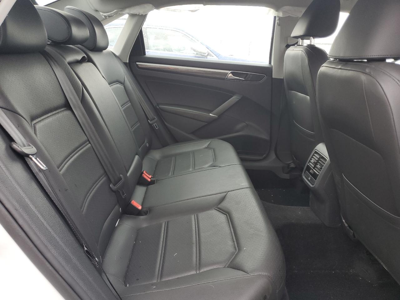 2017 Volkswagen Passat Se VIN: 1VWBT7A36HC054279 Lot: 54720394