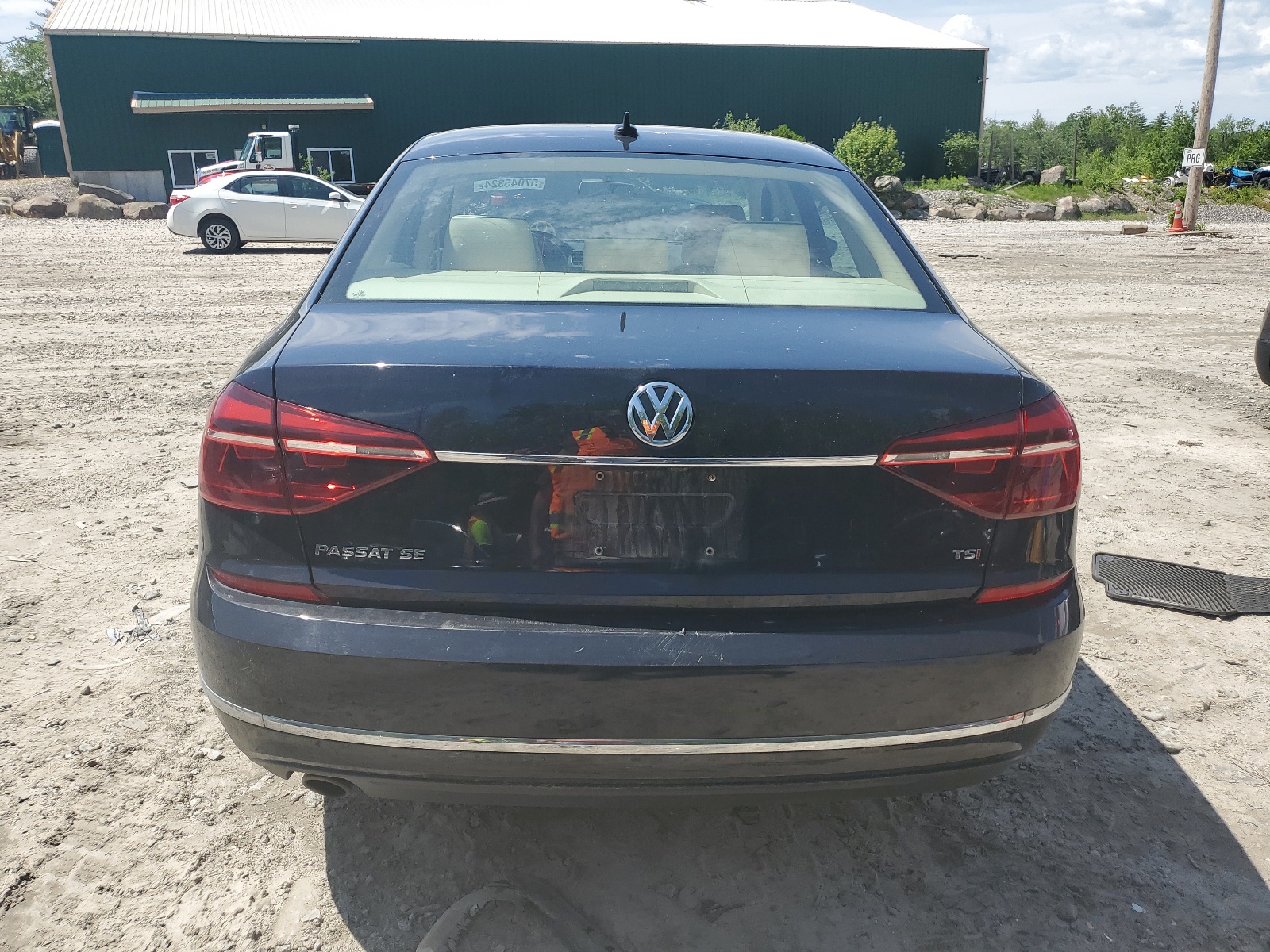 1VWBT7A32HC016936 2017 Volkswagen Passat Se