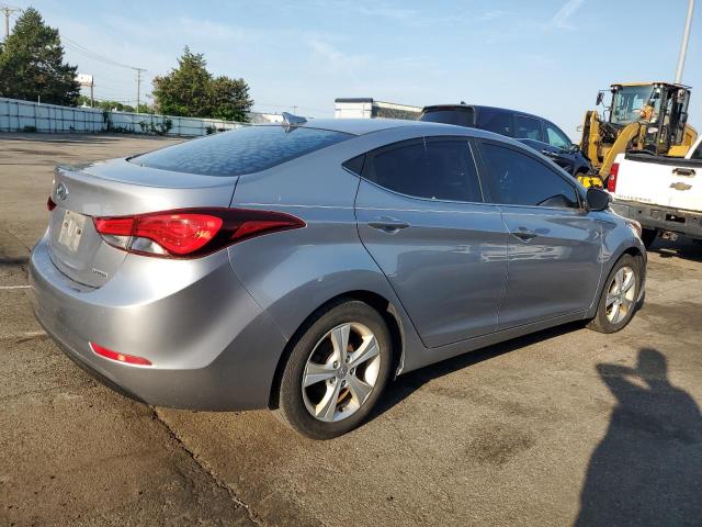  HYUNDAI ELANTRA 2016 Srebrny