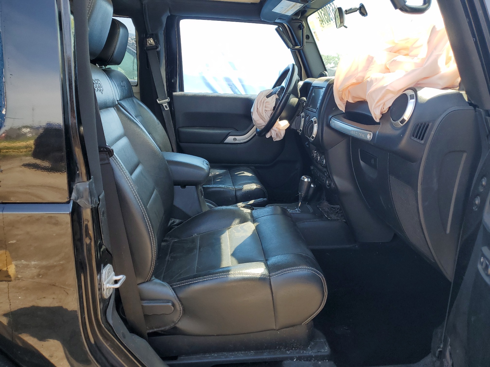 1C4AJWBG8CL283345 2012 Jeep Wrangler Sahara