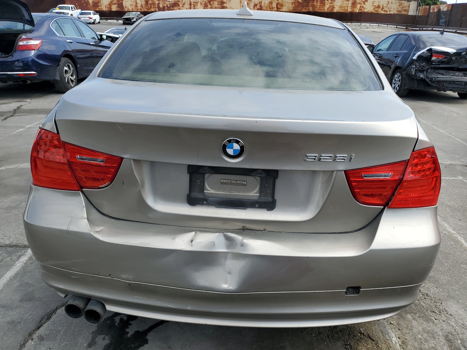 WBAPH7G59ANM48949 2010 BMW 328 I