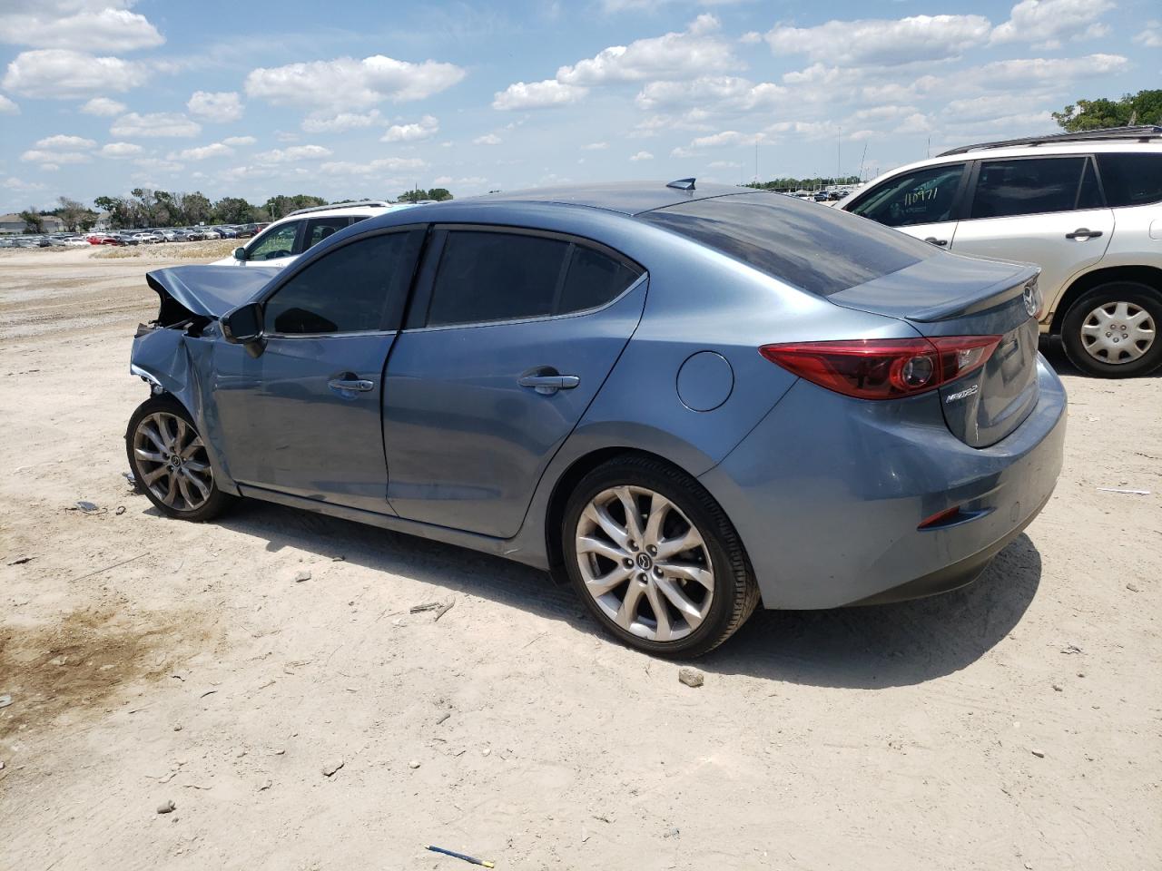 JM1BM1X33G1311400 2016 MAZDA 3 - Image 2