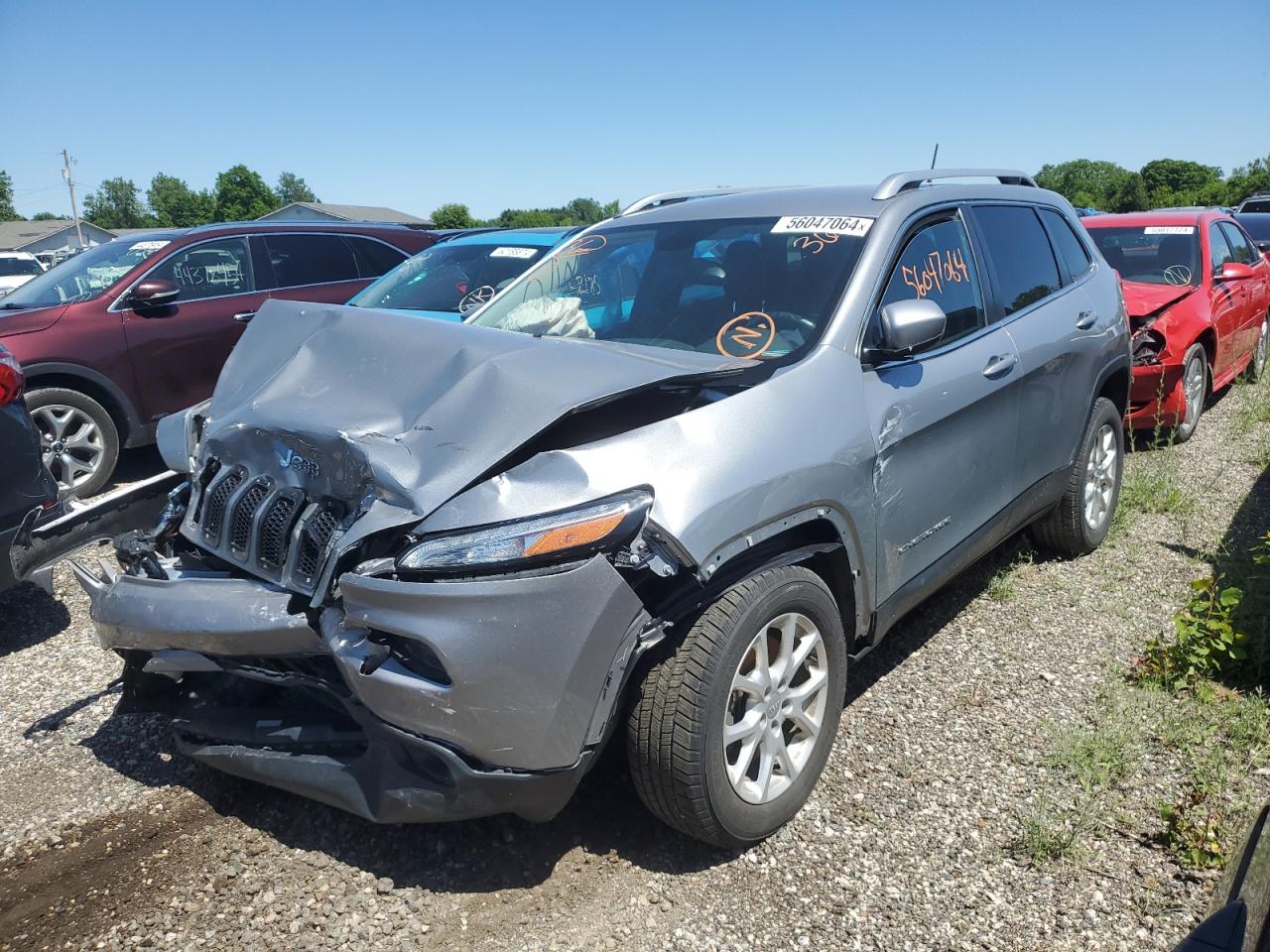 2015 Jeep Cherokee Latitude VIN: 1C4PJMCB3FW653704 Lot: 56047064