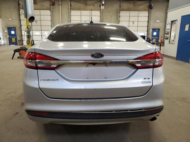  FORD FUSION 2018 Srebrny