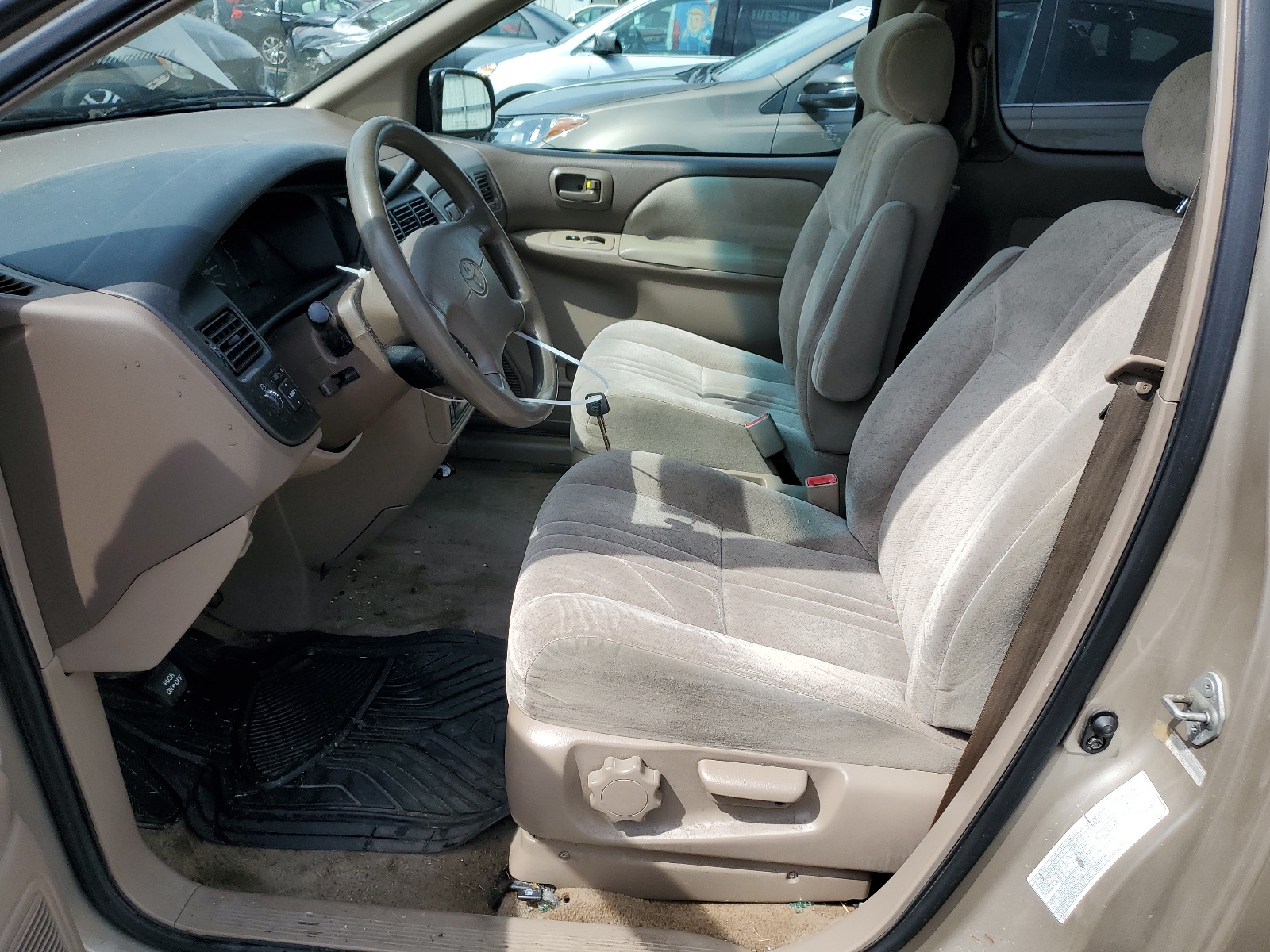 4T3GF19C4YU297734 2000 Toyota Sienna Ce