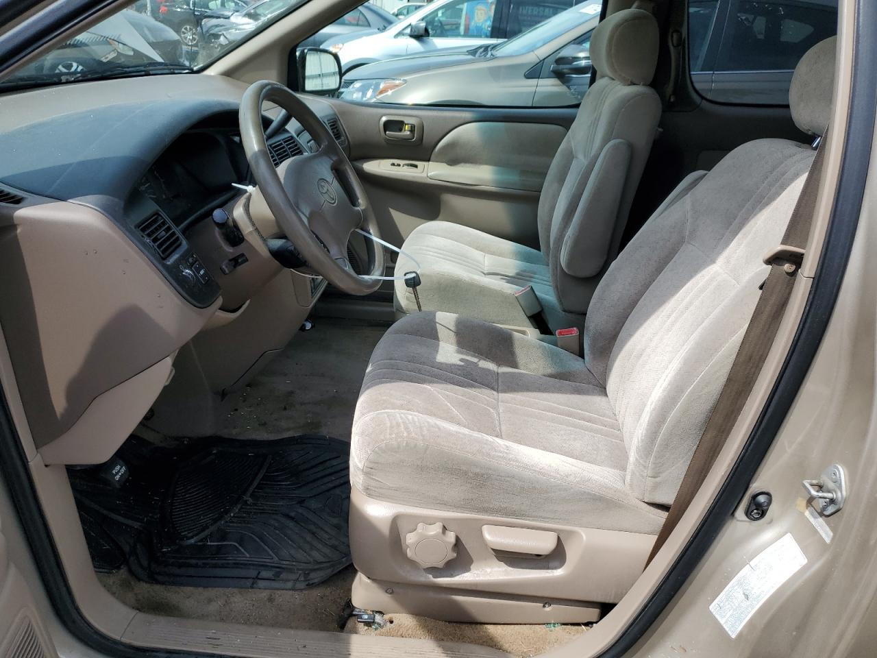 2000 Toyota Sienna Ce VIN: 4T3GF19C4YU297734 Lot: 53499614